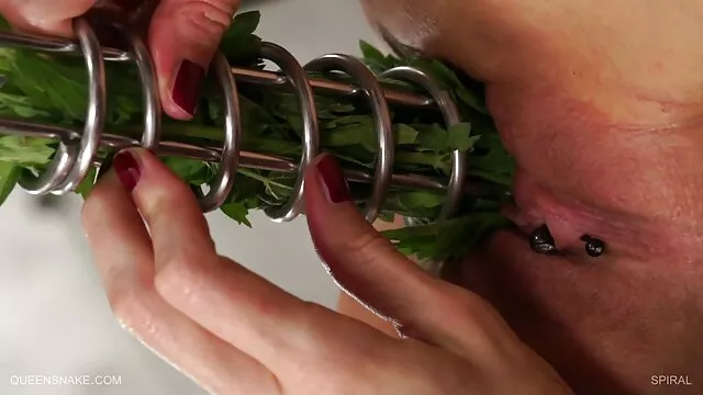 أم افلام سكس اسرائيلي مترجم عربي لاتينا يغوي ربيبها