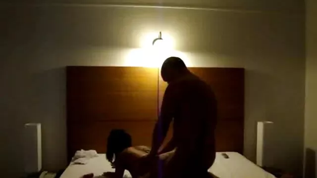 يتحول لون كس Kayden من افلام جنس اسرائيلي اللون الوردي إلى الأحمر