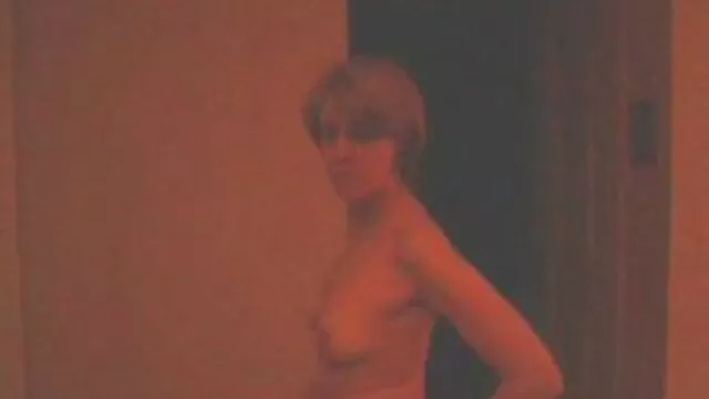 العاهرة الصغيرة رايلي ريد افلام سكس اسرائيلي مترجم عربي تحصل على قضيبها عالق مثل الباب