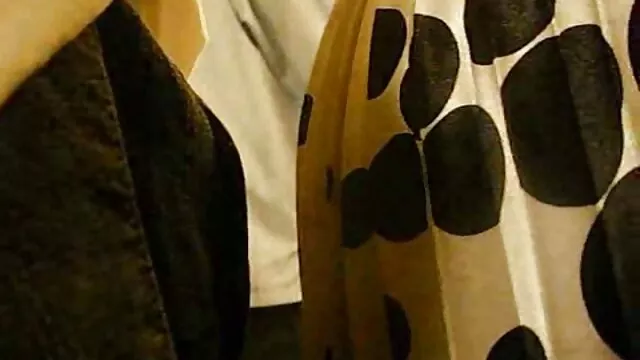 تقوم إميلي ويليس بإعداد عايز فيلم سكس اسرائيلي فتحة الشرج باستخدام سدادة أو 2